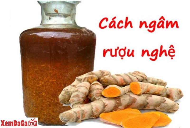 rượu nghệ bóp gà đá